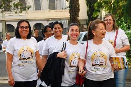 Diretrizes valorizam o serviço catequético como vocação indispensável para a missão da Igreja